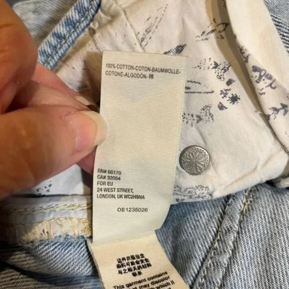 We The Free Pleated Belted High Rise Women's Light Denim Jeans Size 28 - Picture 13 of 13